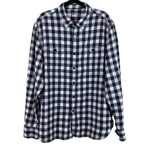 Levi’s black and white buffalo check long sleeve 100% cotton button front shirt